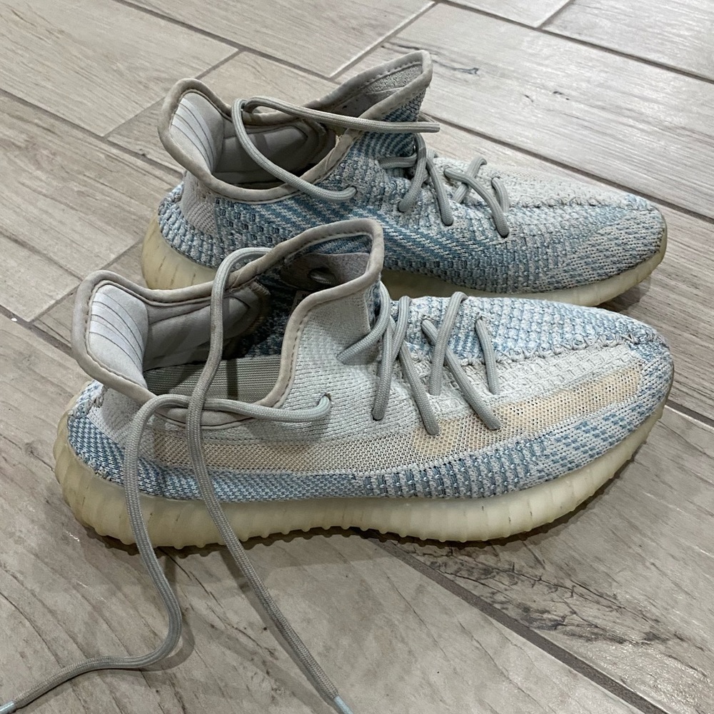Yeezy adidas